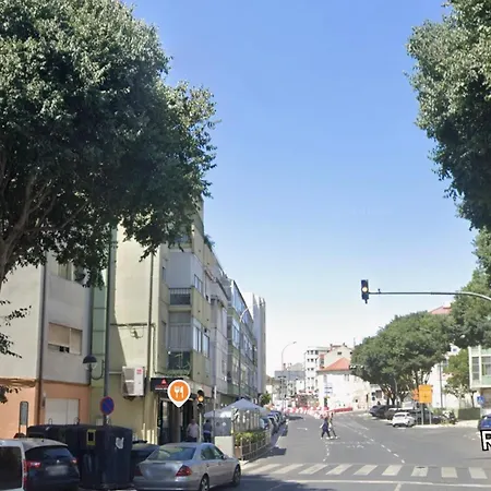 Confortavel Em Familiar 아파트